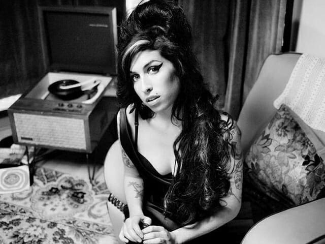 Patrz również: Amy Winehouse "You know I'm No Goog" - bo to zła kobieta była...?