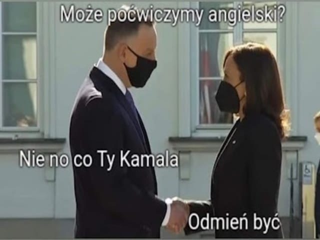 Memy o wpadce prezydenta Dudy z angielskiego